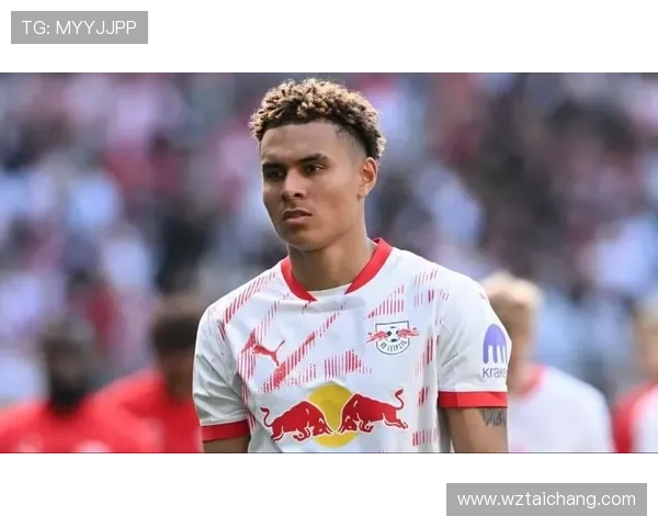 巴萨球探专注挪威世预赛努萨表现引发关注 巴萨球探专注挪威世预赛努萨表现引发关注